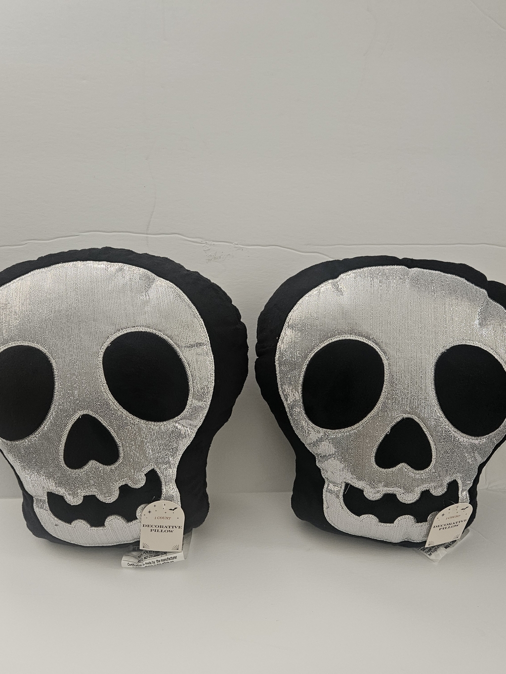 2 IBlack & Silver Skull Accent Pillow - Halloween Throw 12inx 11in